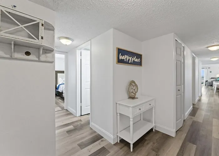 Apartment Beachfront 3-bed I Location! Stunning Sunsets Clearwater Beach