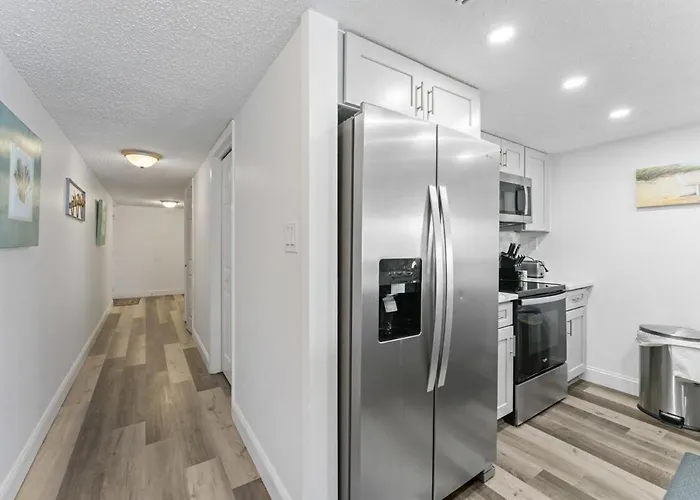 Apartment Beachfront 3-bed I Location! Stunning Sunsets Clearwater Beach