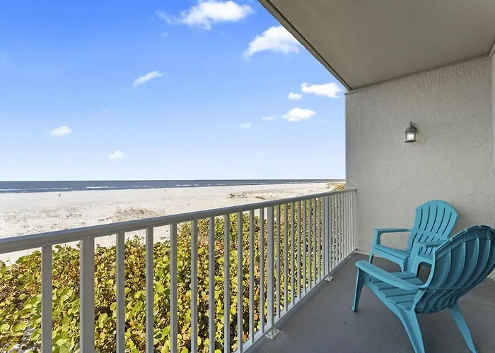 Beachfront 3-bed I Location! Stunning Sunsets Clearwater Beach
